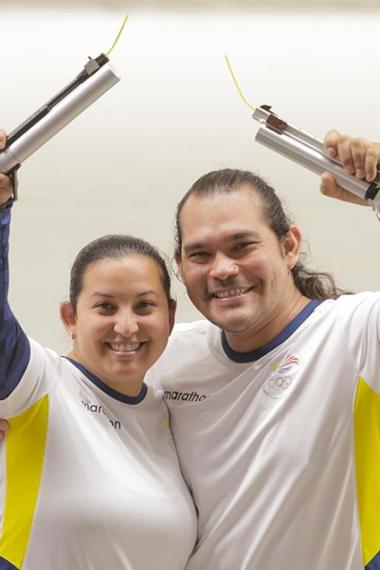 Andrea Pérez y Yautung Cueva, tercer puesto en tiro