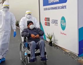 A sus 75 años, Celestino Yactayo superó la pandemia con los cuidados en el centro ubicado en el coliseo ‘Lolo Fernández’ de Cañete. Son 26 los pacientes recuperados en este lugar.
