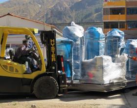 Planta de oxígeno adquirida del extranjero por el Proyecto Legado llega a Huancavelica 