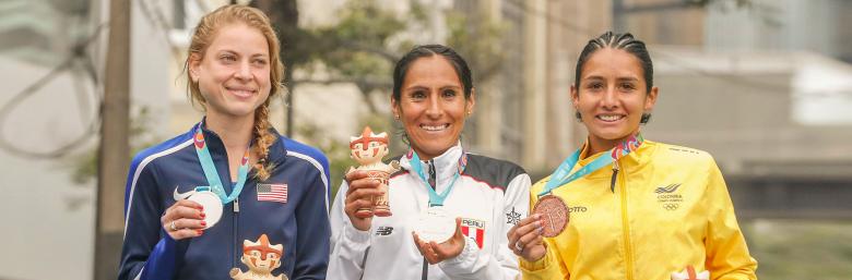 La fondista nacional obtuvo un nuevo record Panamericano con 2h30’55’’.