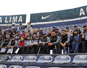 Medallistas e integrantes de la delegación peruana recibieron homenaje en el estadio de Matute.