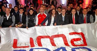 Important sports and Para sports personalities pose with a Lima 2019 banner during the presentation ceremony of the Peruvian delegation for the Lima 2019 Parapan American Games