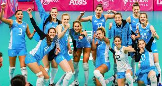 Argentina beat Brazil 3 to 0 in the Lima 2019 volleyball competition held at the Callao Regional Sports Village and qualified to the women’s semifinals