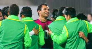 Mexican football 5-a-side team celebrating against Colombia at the Villa María del Triunfo Sports Center, Lima 2019