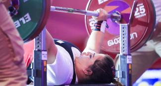 Miriam Aguilar de México compite en Para powerlifting combinación mujeres 61 kg & 67 kg AH en Lima 2019 en la Villa Deportiva Nacional – VIDENA
