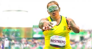 Yesenia Restrepo from Colombia competing in women’s discus throw  F11 at the National Sports Village - VIDENA