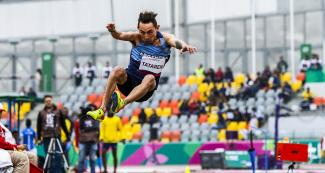 Daniel Tantaren de Argentina compite en Para atletismo en salto de longitud T37/38 de los Juegos Parapanamericanos Lima 2019, realizado en la Villa Deportiva Nacional – VIDENA.