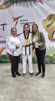  Angélica Espinoza, medalla de oro en los Juegos Parapanamericanos, alcanzó su cupo al ganar en el Preolímpico de Costa Rica.