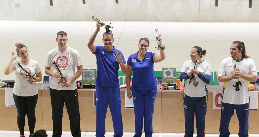 Medalists in air pistol mixed event
