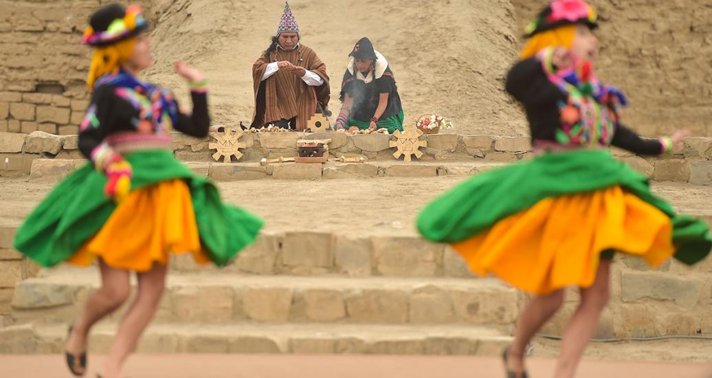 Baile y cultura en ceremonia de relevo de antorcha Parapanamericana en Lima 2019 en Pachacamac