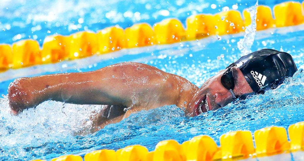 Daniel de Faria de Brasil compite en Para natación 200m libre masculino S5 en Lima 2019 en la Villa Deportiva Nacional – VIDENA.