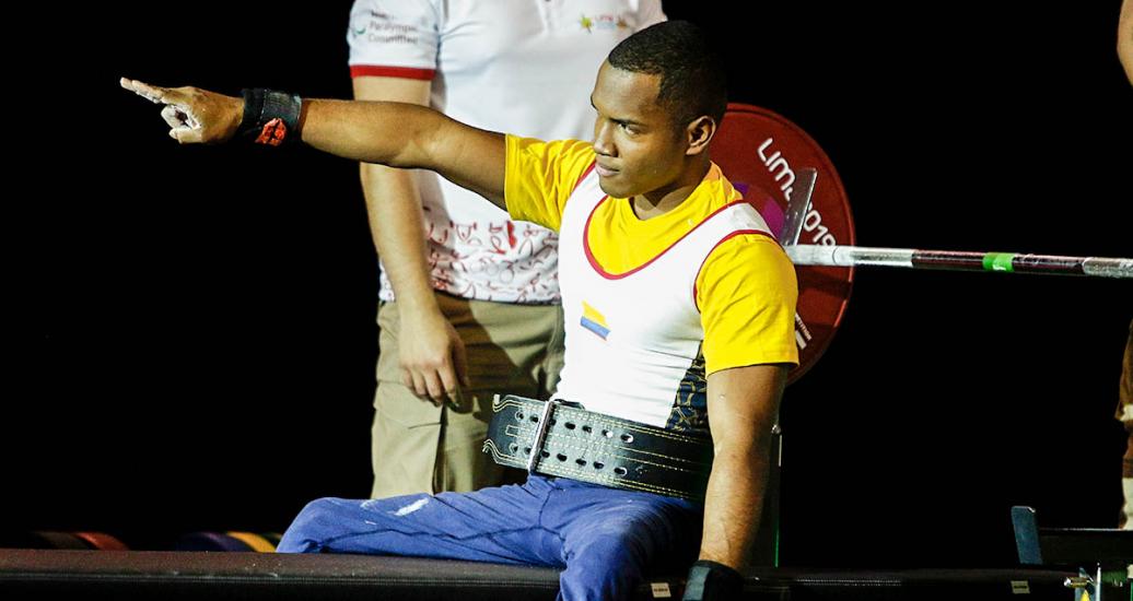 Jhonny Morales de Colombia compite en Para powerlifting -49 kg en la Villa Deportiva Nacional – VIDENA en Lima 2019